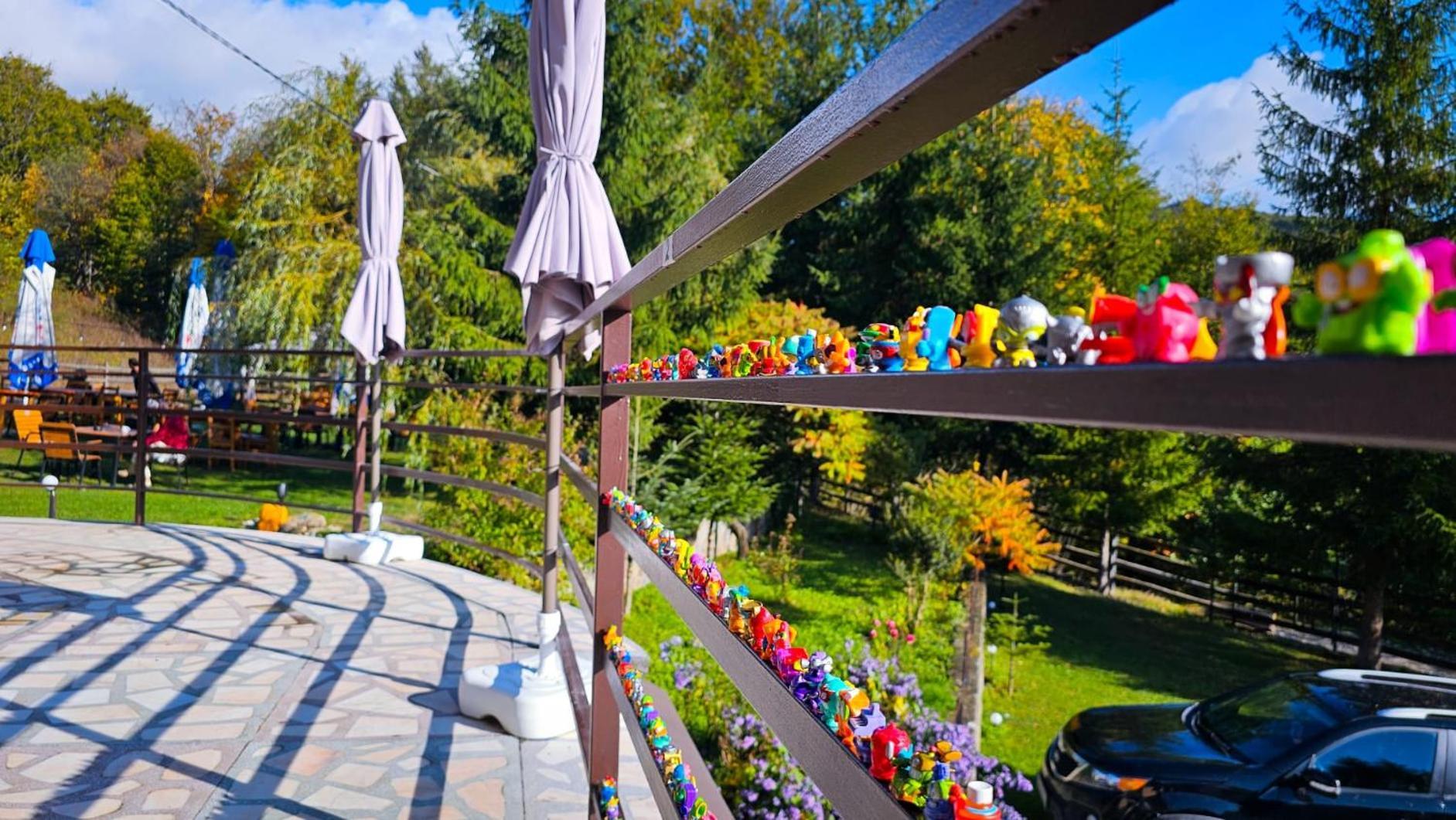 Pensiunea La Taverna Trăisteni Zewnętrze zdjęcie